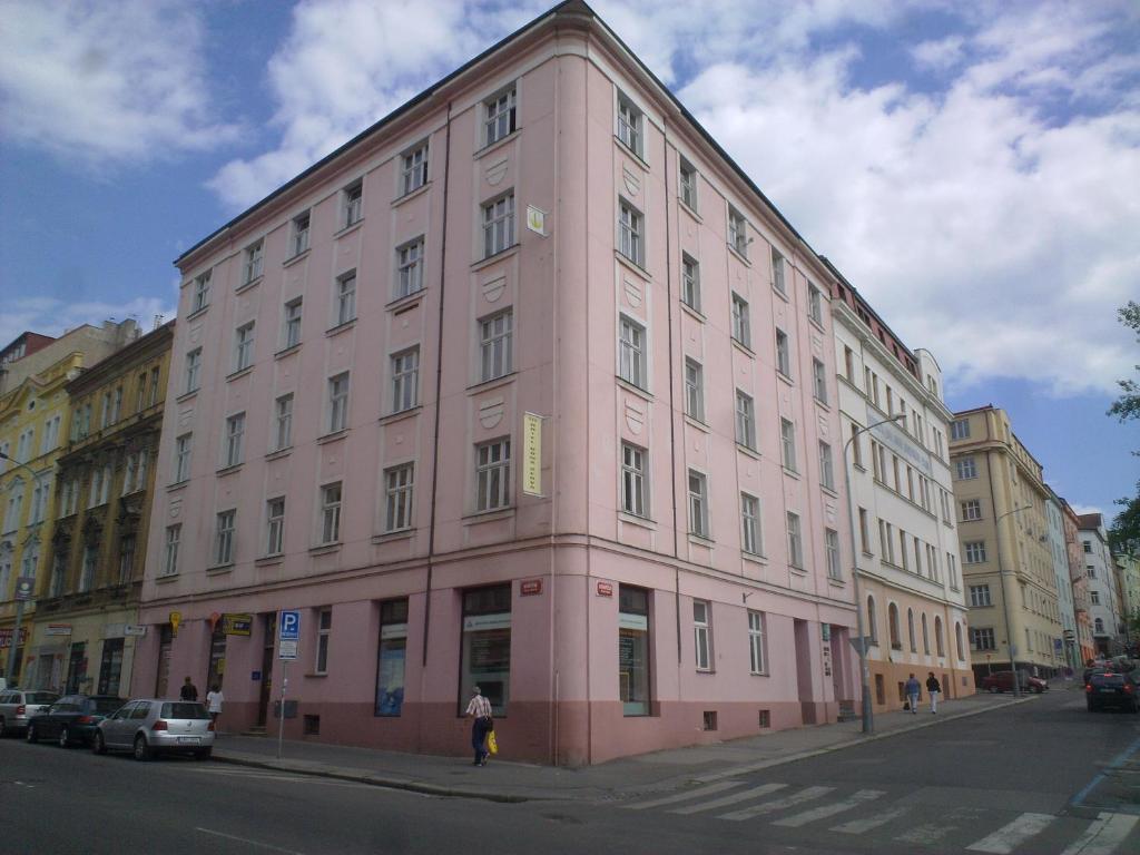 Bona Serva Prag Exterior foto